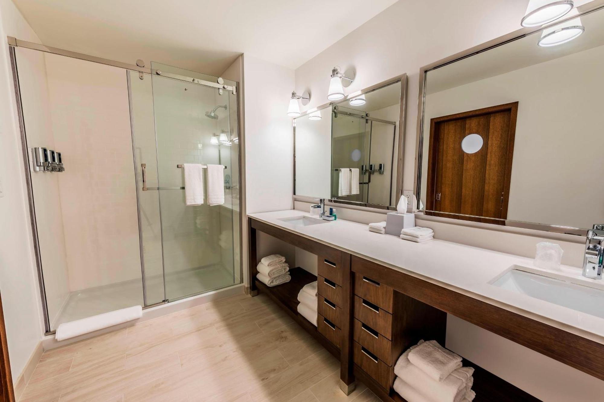 Four Points By Sheraton Houston Energy Corridor Hotel